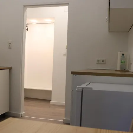 Berliner Str 139 Apartment *