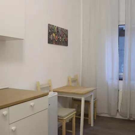 Maruliving B139 * Köln
