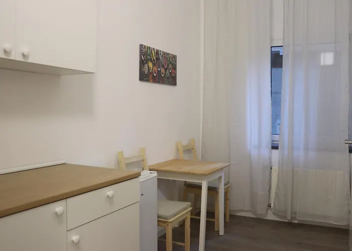 Berliner Str 139 * Köln